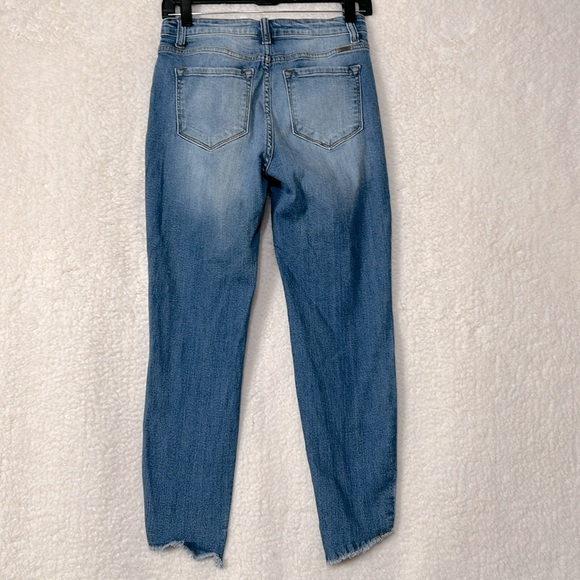 Kancan Ankle Distressed Asymmetrical Hem button front jeans sz 7/27 - Picture 2 of 8